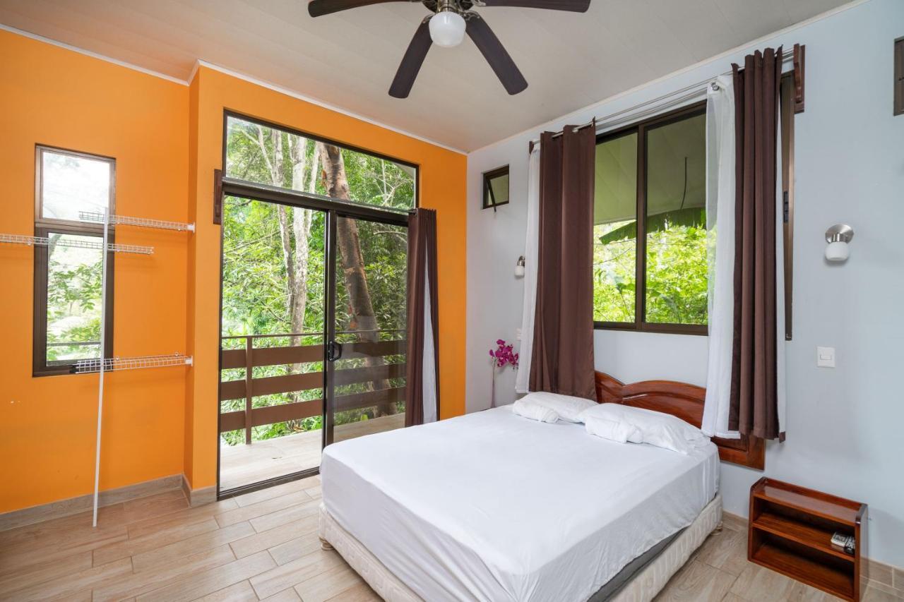 La Montañita Lodge Manuel Antonio Exterior foto